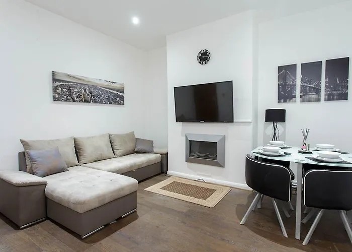 Отель Park House 3*