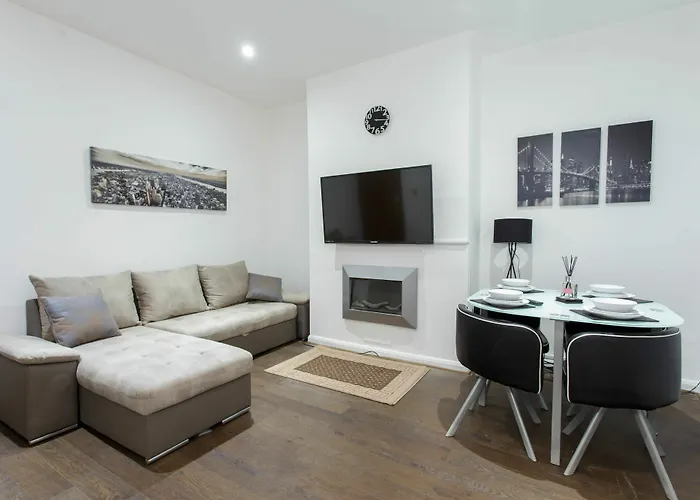 Park House 3* Leeds (West Yorkshire)